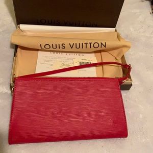 Louis Vuitton Pochette -Like New